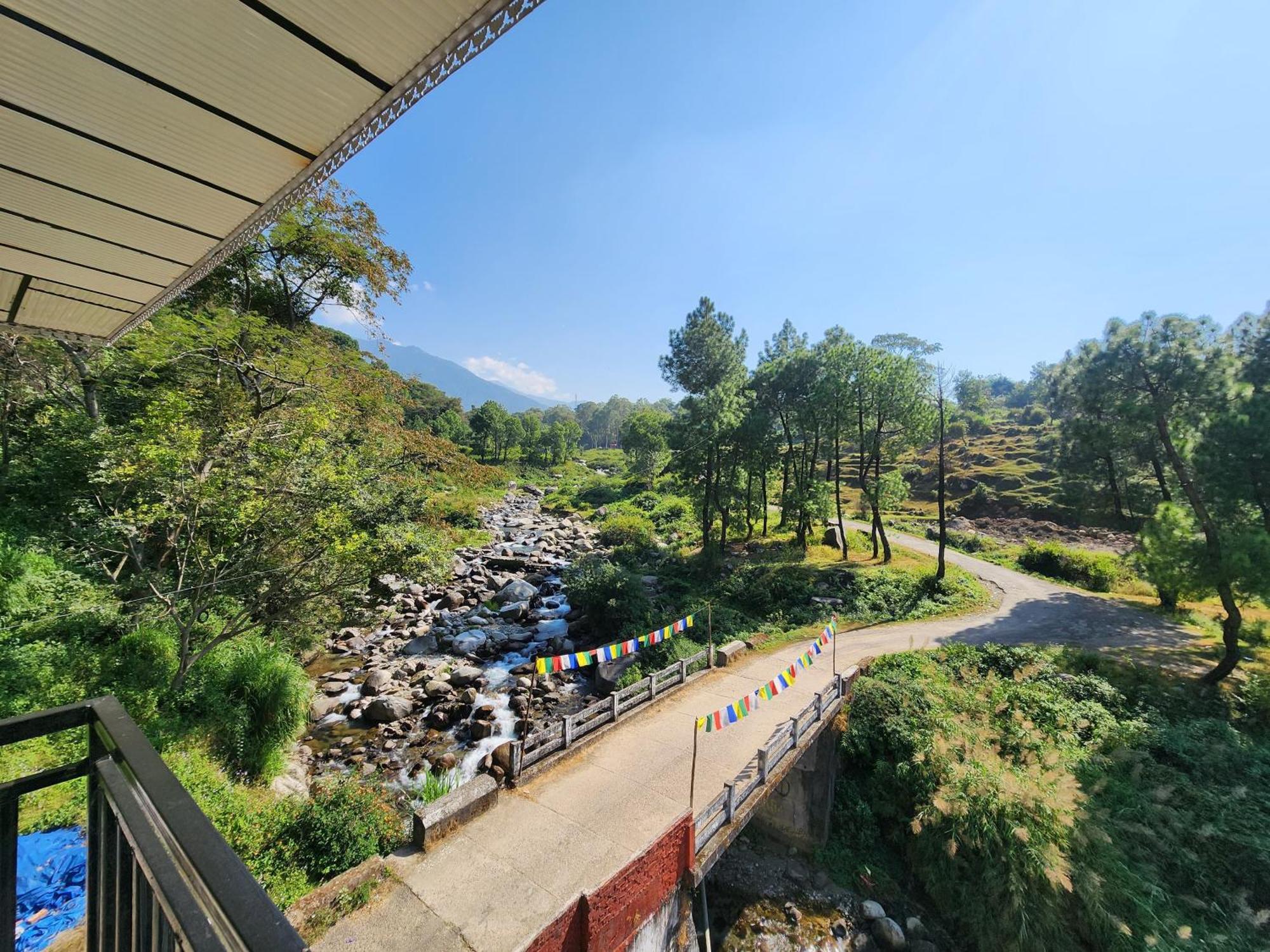 River View Villa Bir  Bagian luar foto