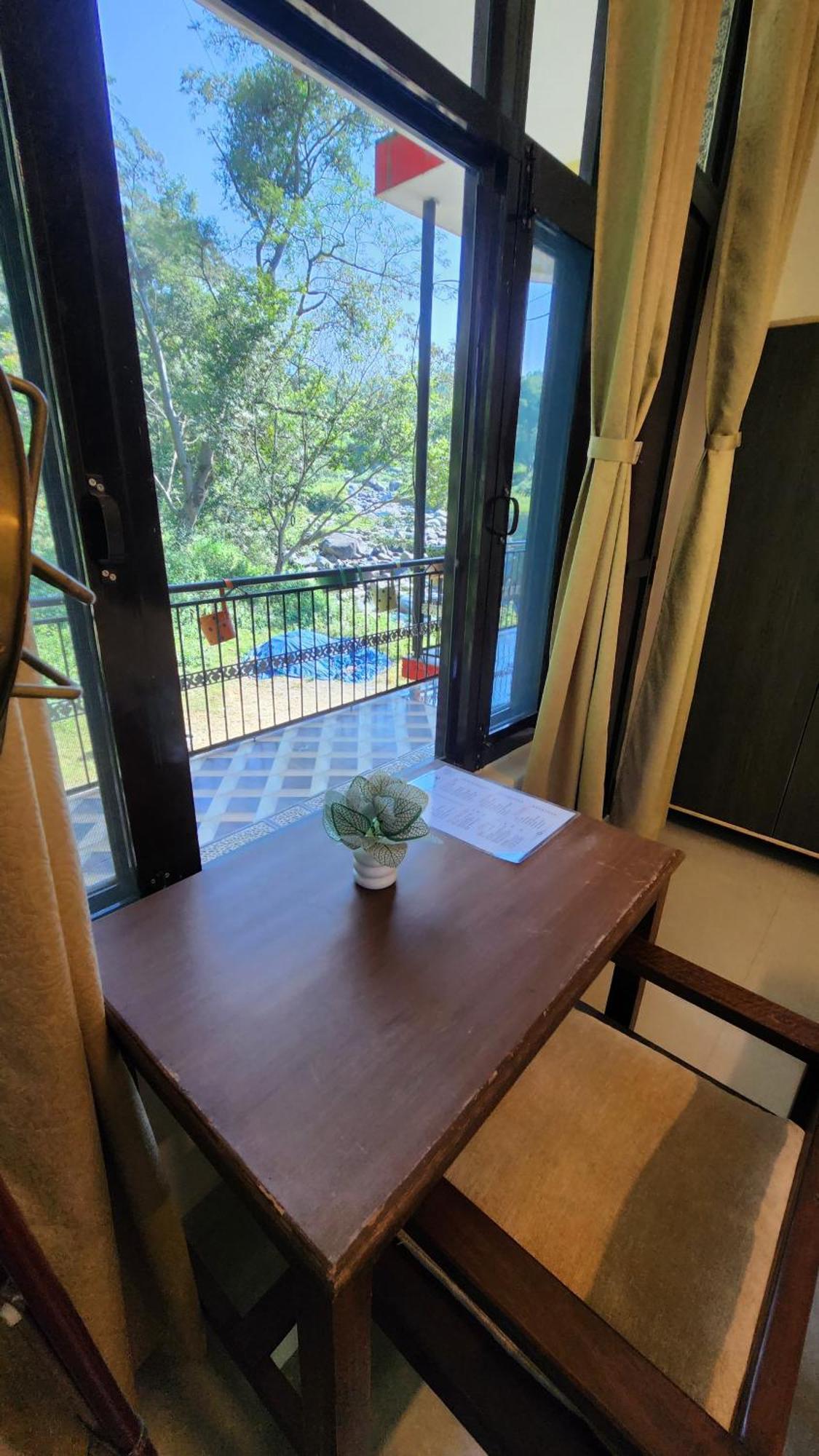 River View Villa Bir  Bagian luar foto